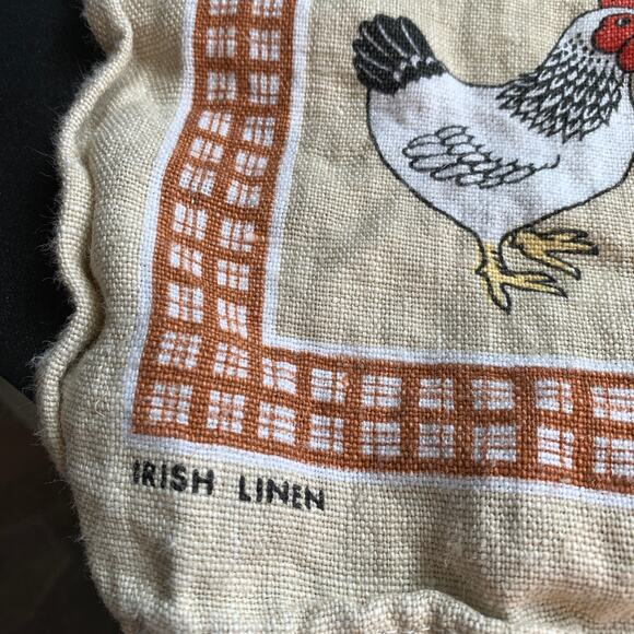 Ulster Weavers "Henrietta" Chickens Roosters Irish Linen Tea Towel 1 7x 25 VTG - Picture 2 of 10